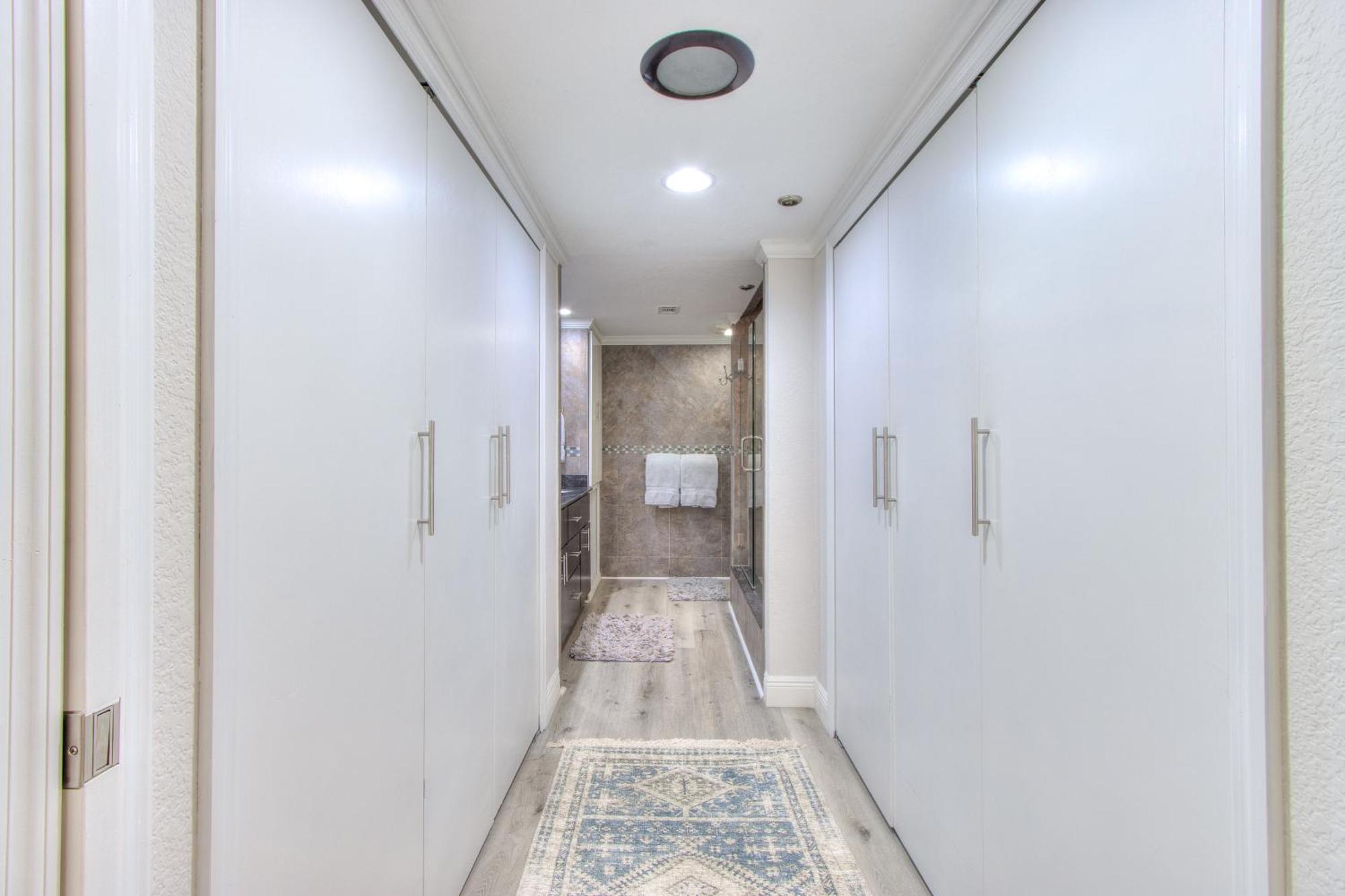 Key South 601 Apartment *