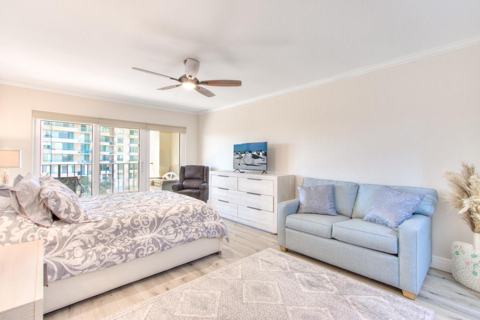 Apartment Key South 601