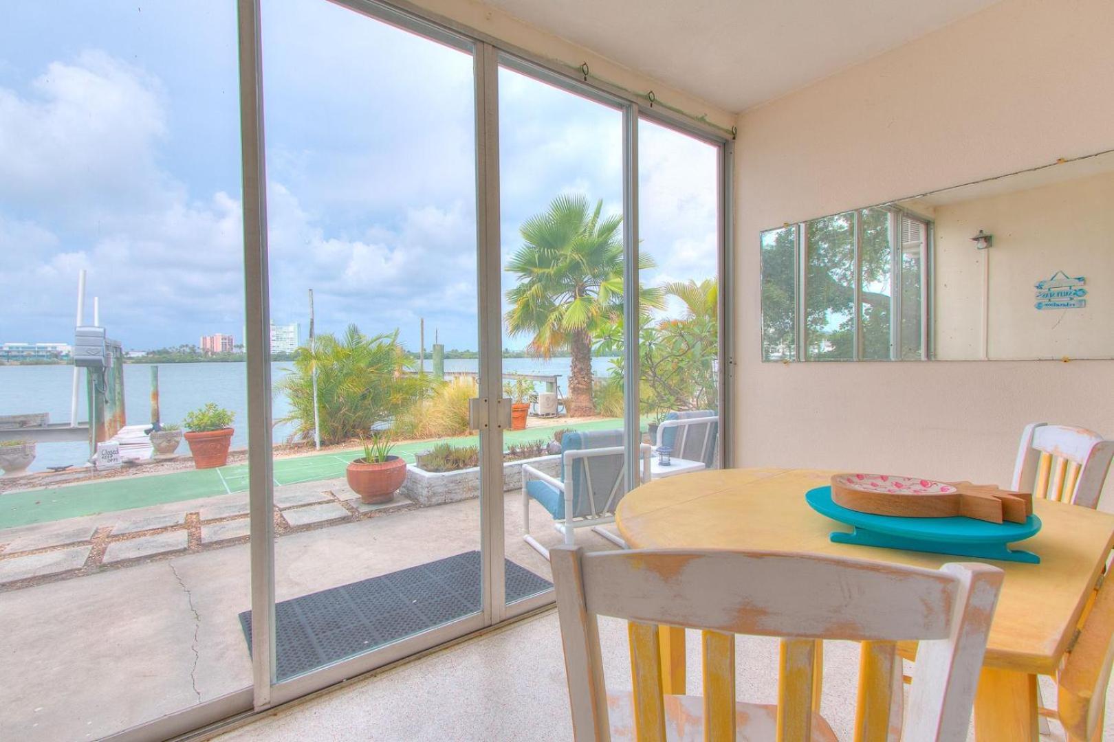 Bay Watch #3 - Weekly Apartment *
