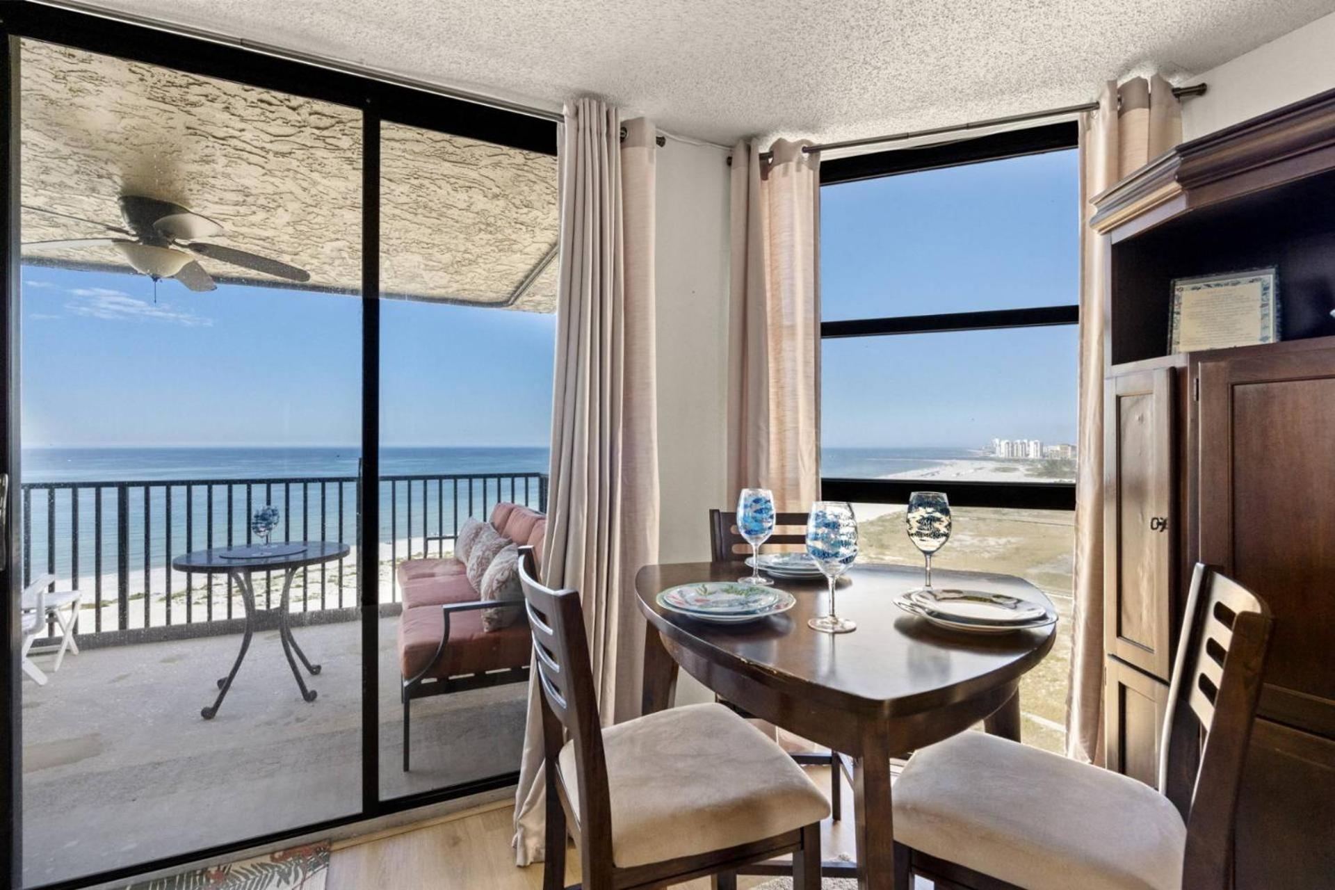 1208 Lighthouse Towers Holiday home