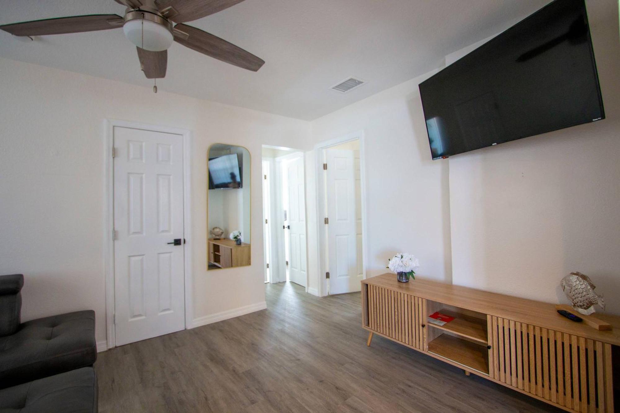 Pelican Paradise Holiday home Clearwater Beach