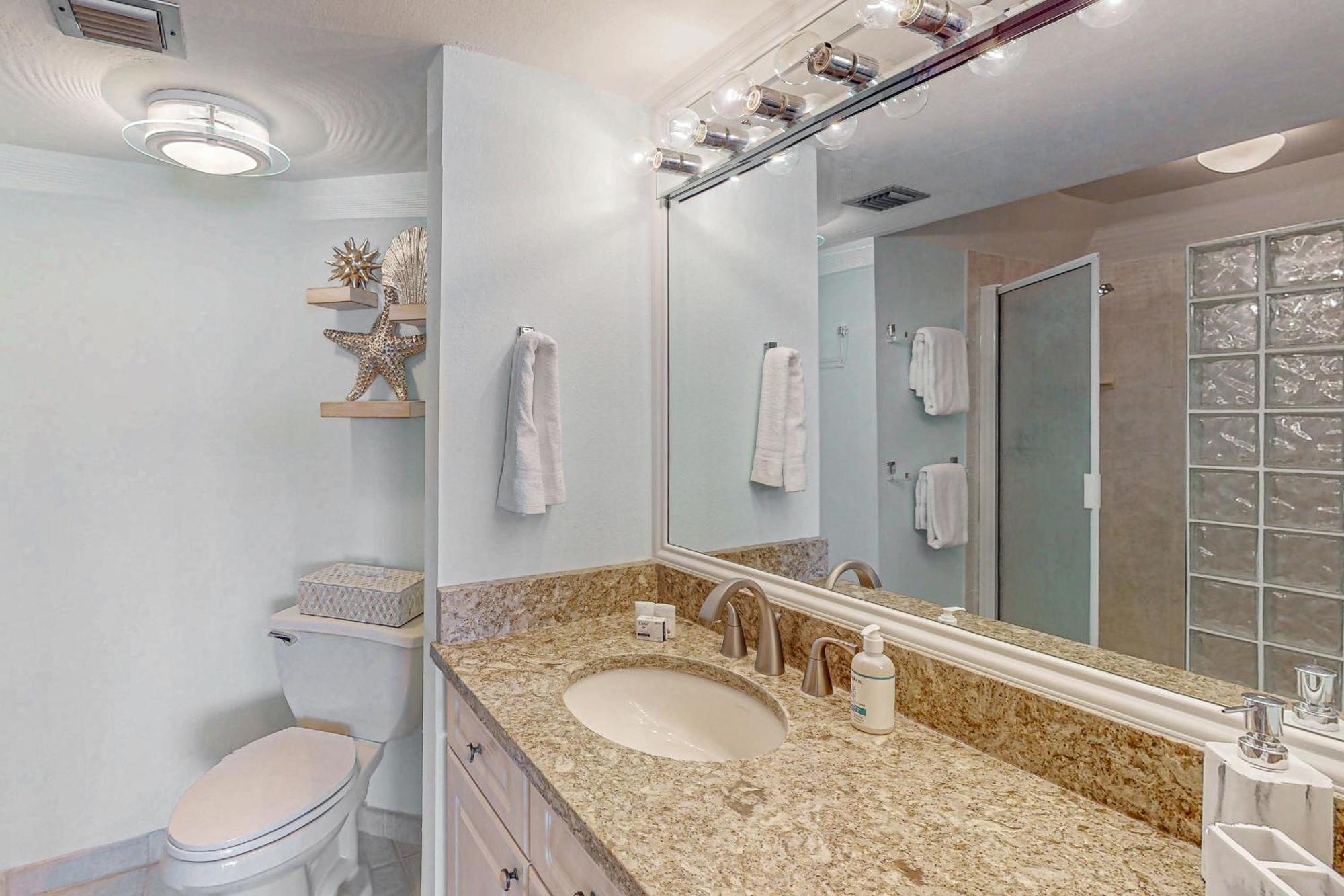 Belleair Key 203 Apartment
