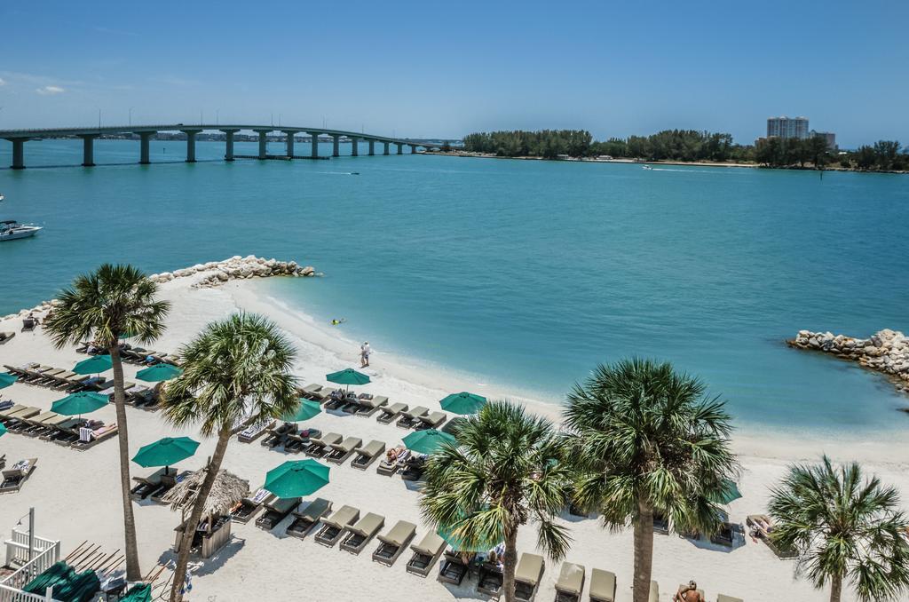 Dreamview Beachfront &