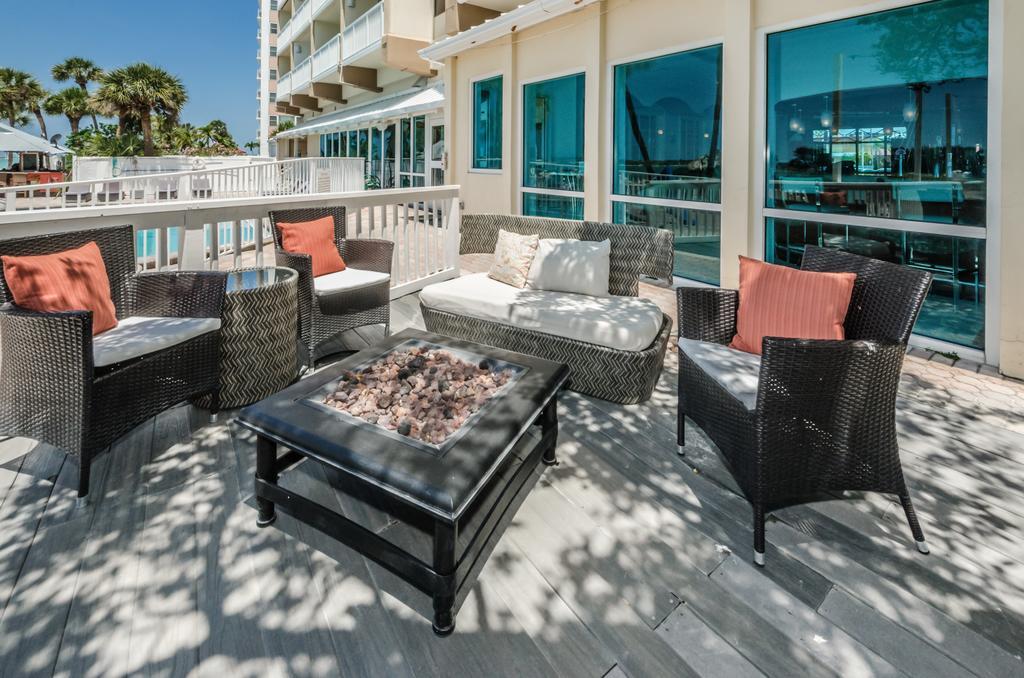 Dreamview Beachfront & 3*