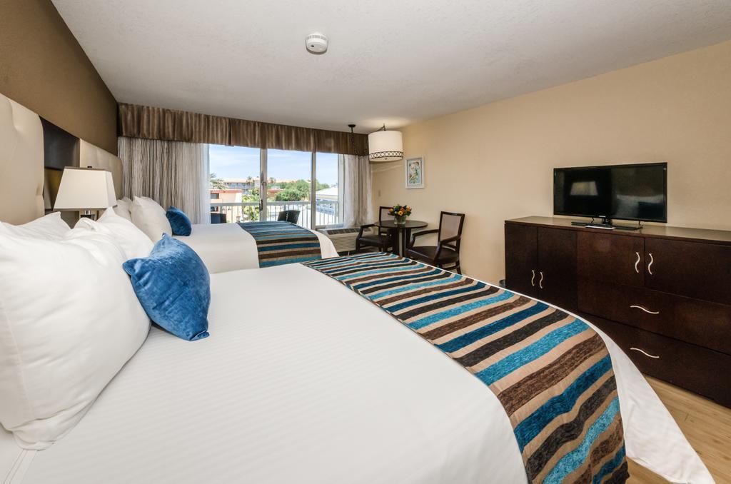 Dreamview Beachfront & Hotel Clearwater Beach