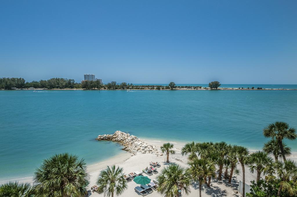 Hotel Dreamview Beachfront & Clearwater Beach