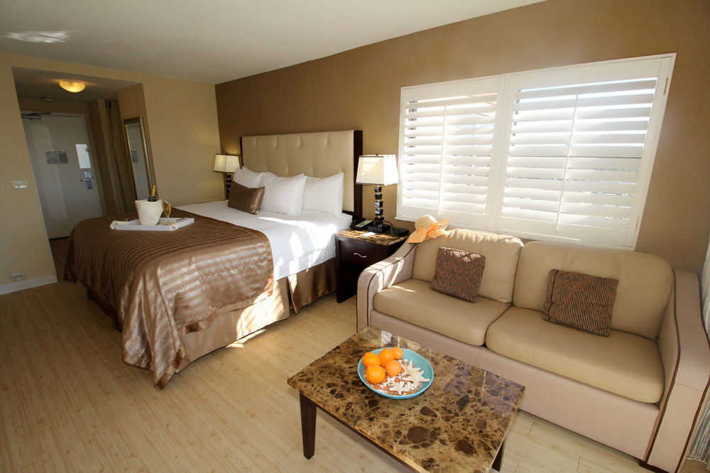 Dreamview Beachfront & Hotel