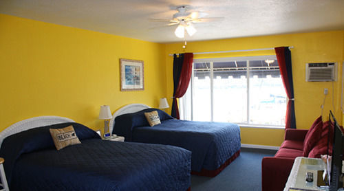 Barefoot Bay 2*