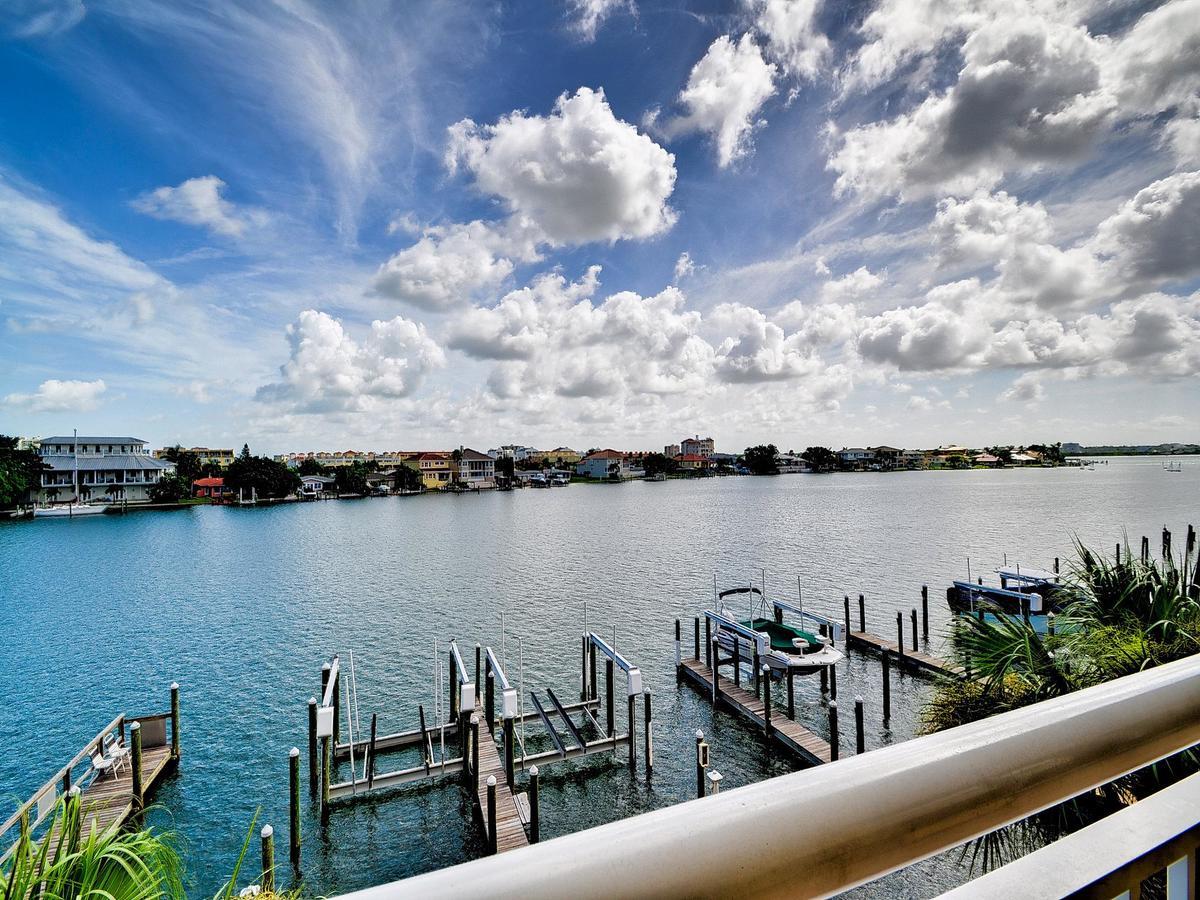 Apartment Bay Harbor 302