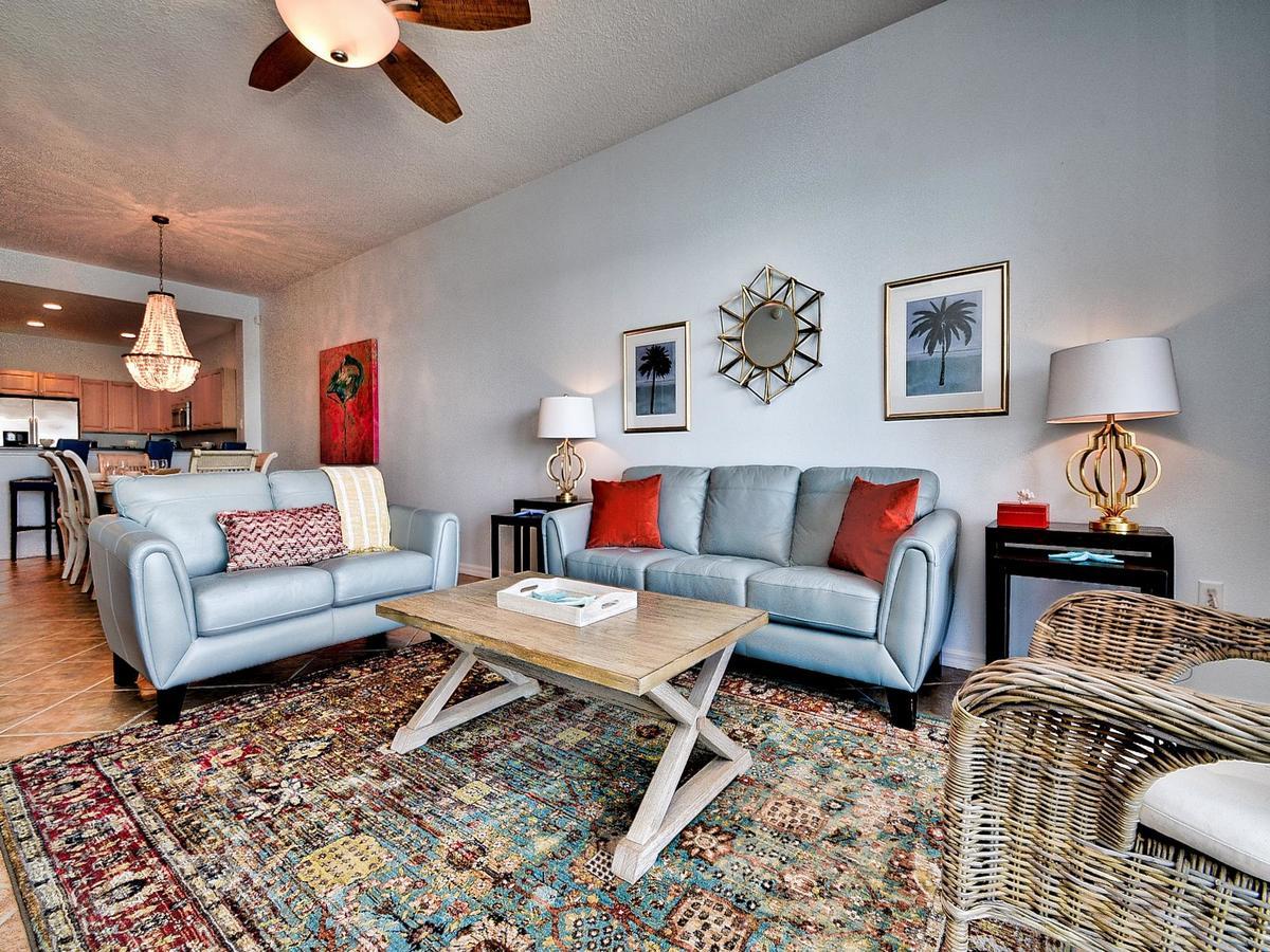 Harborview Grande 503 Apartment