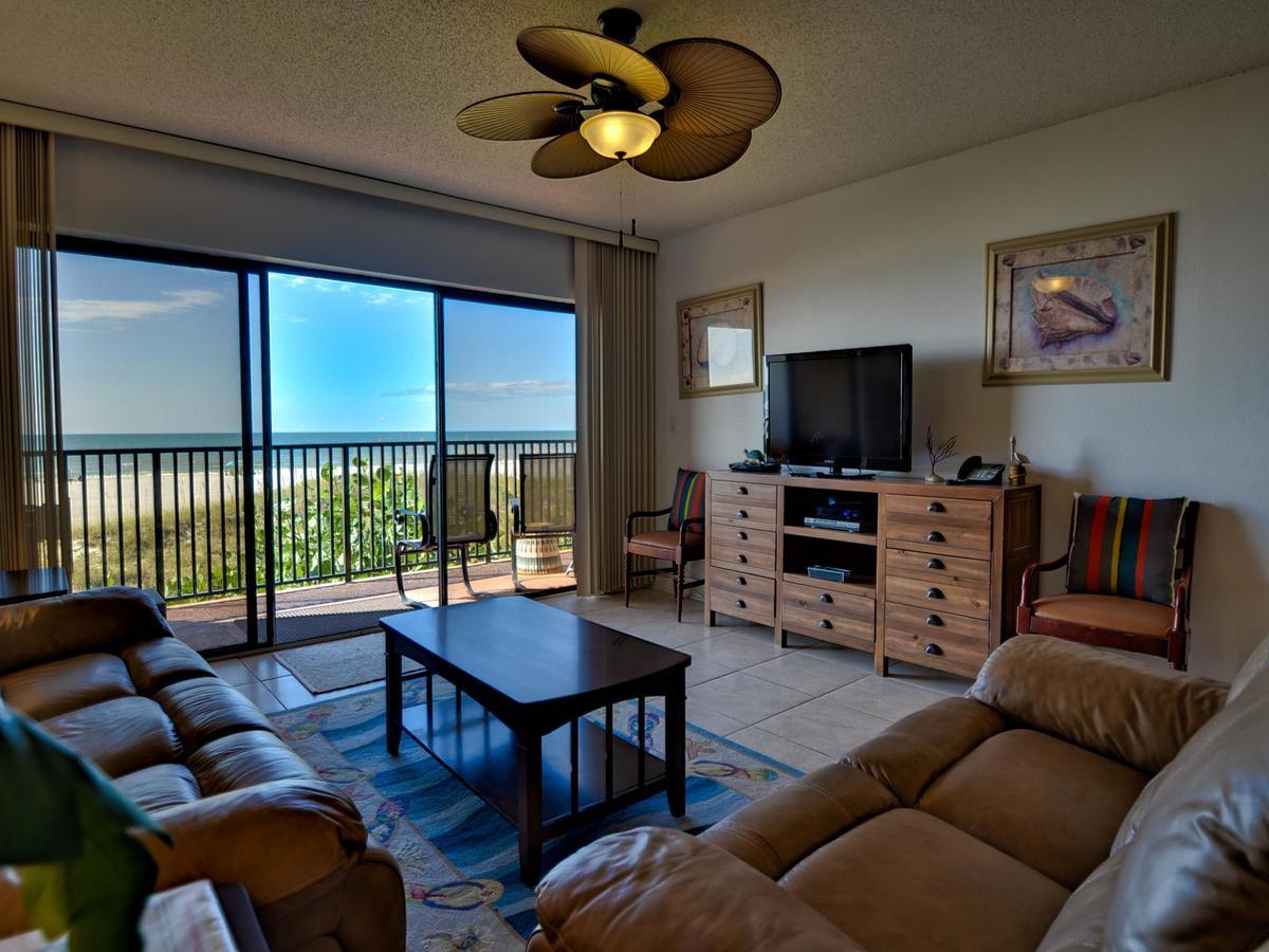 Apartment Surfside 202 *