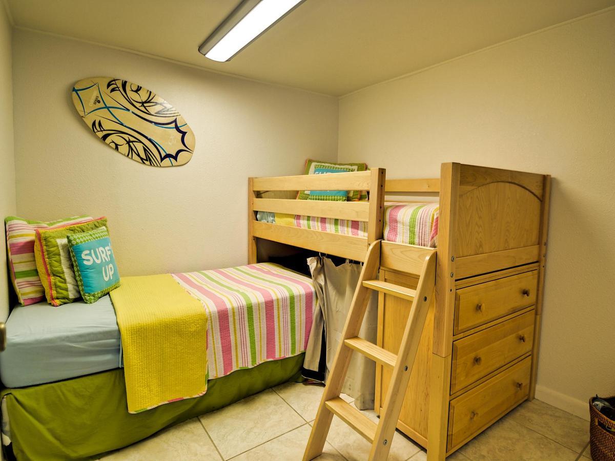 Surfside 202 Apartment Clearwater Beach