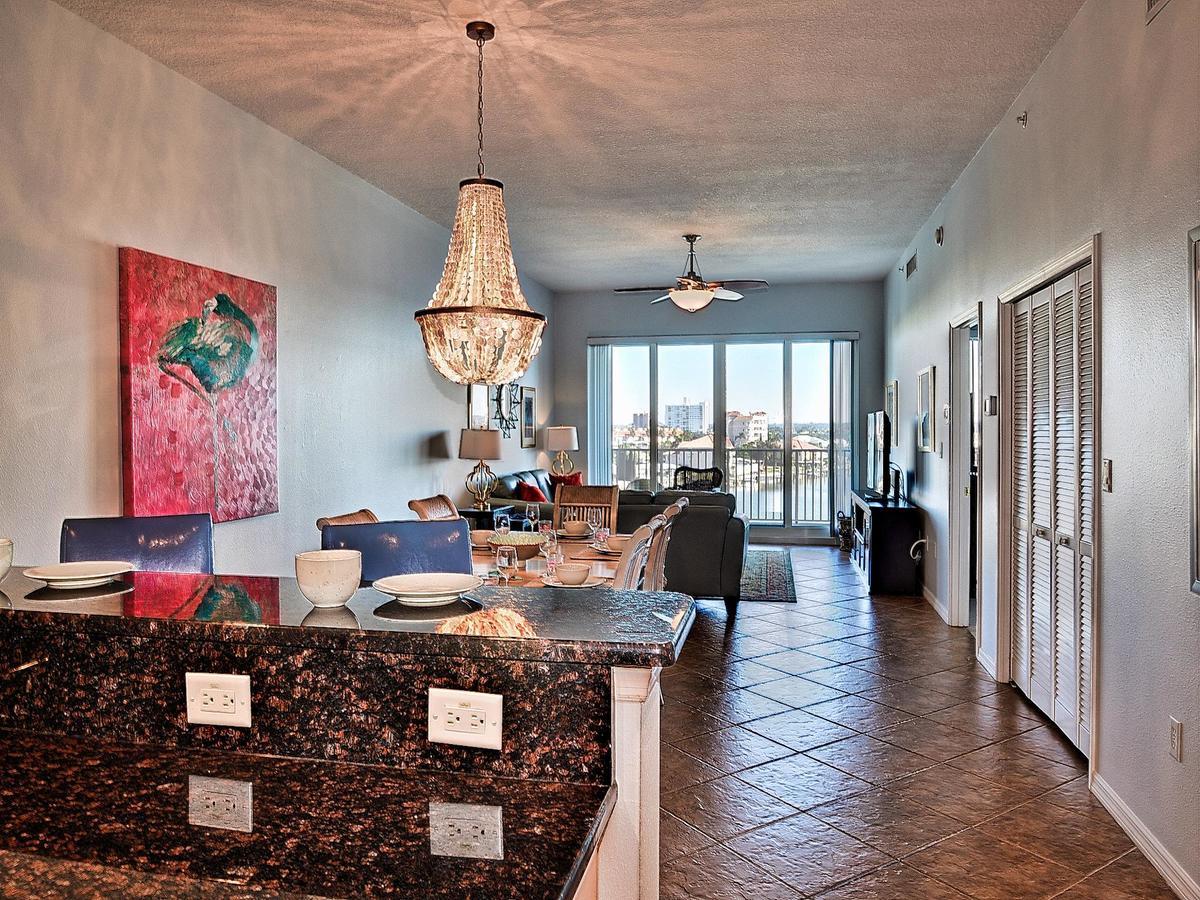 Apartment Harborview Grande 503
