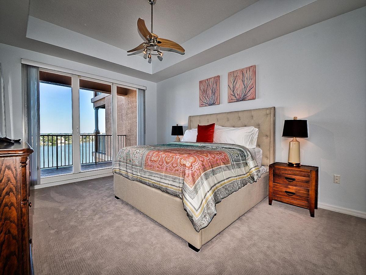 Apartment Harborview Grande 503