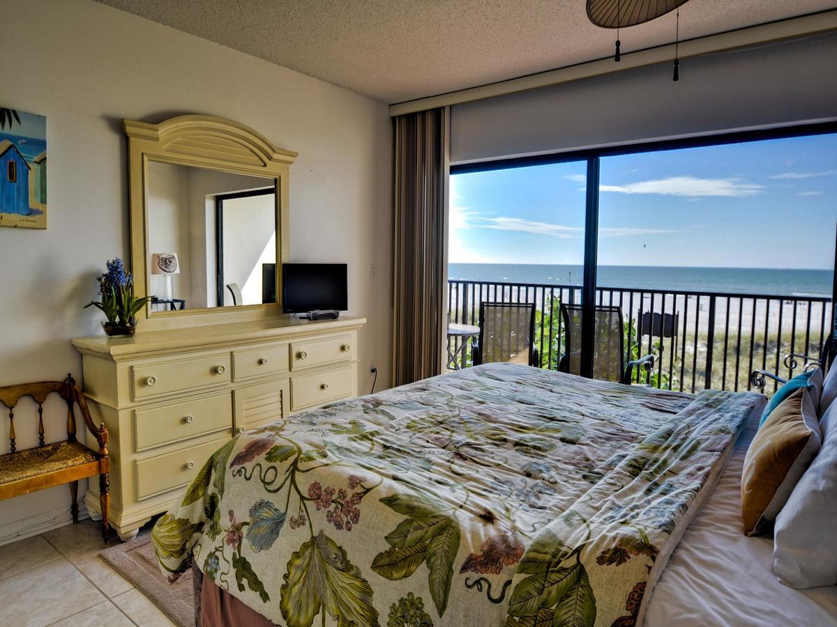 Surfside 202 Apartment Clearwater Beach