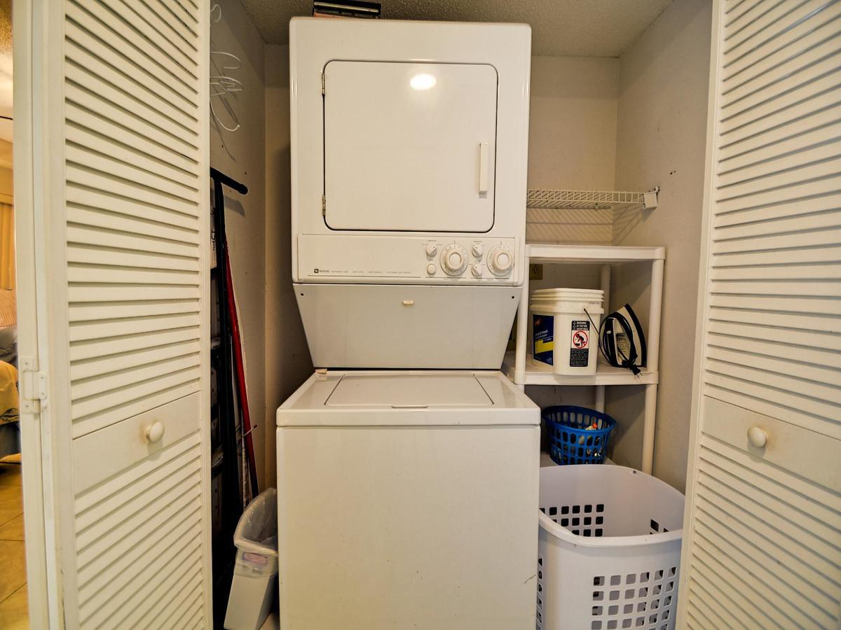 Apartment Surfside 202 *
