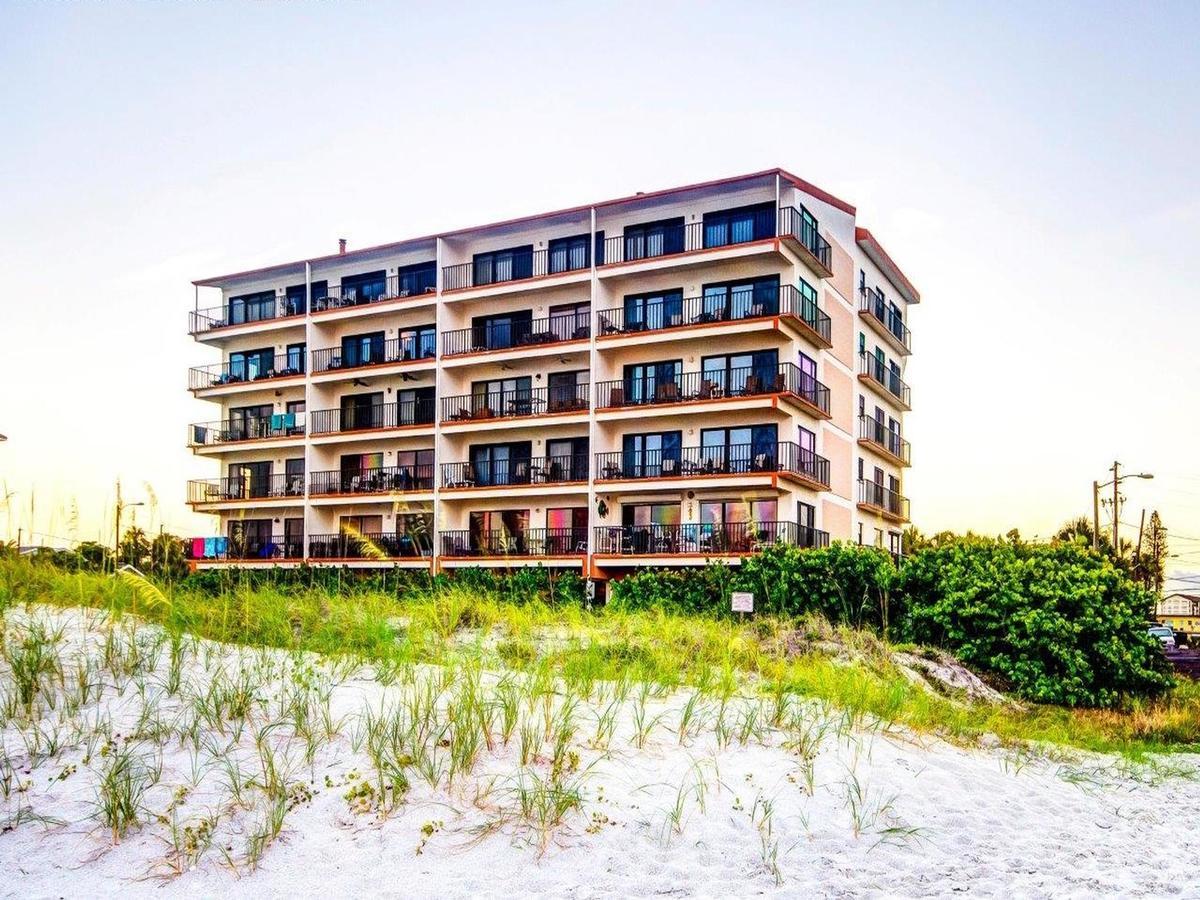 Surfside 202 Apartment Clearwater Beach
