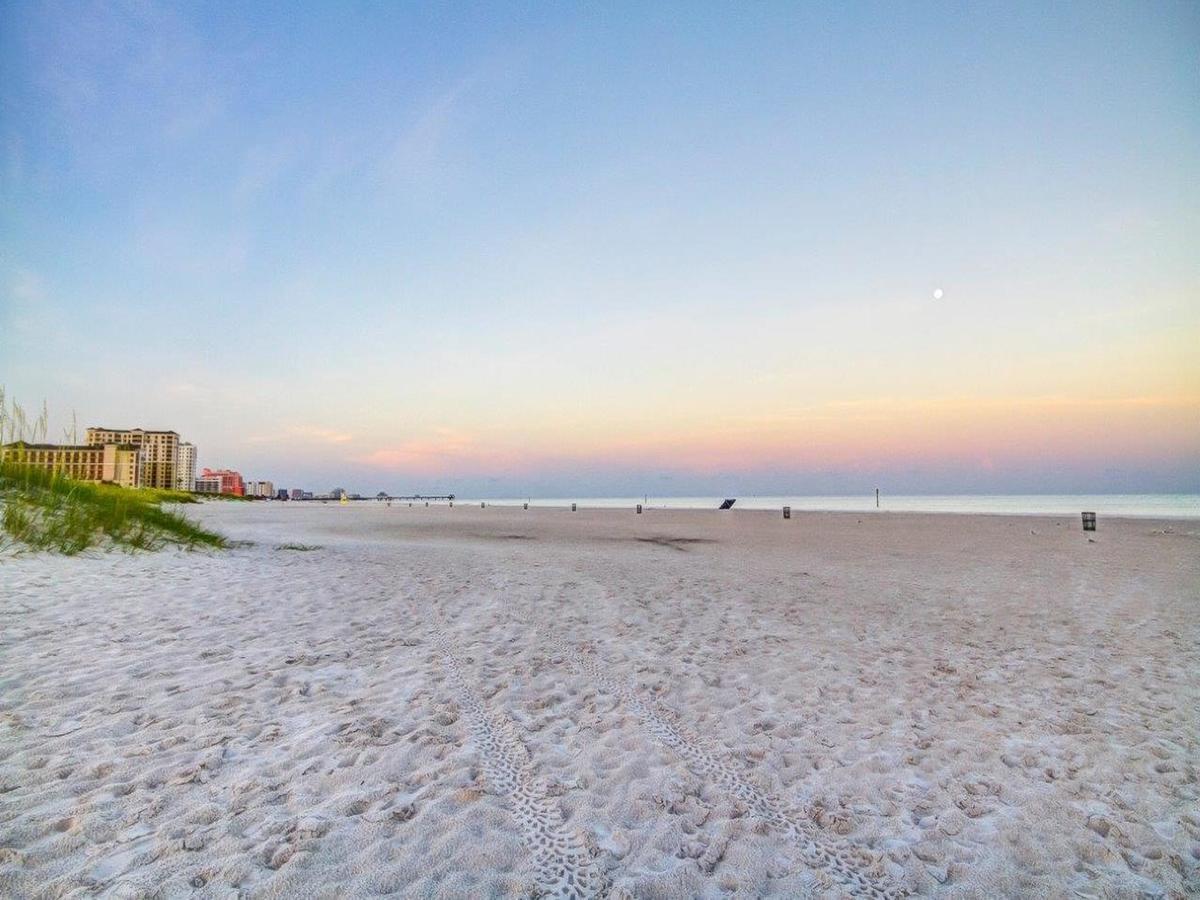 Surfside 202 Apartment *