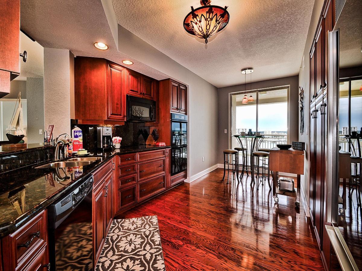 Apartment Mandalay Club 1006p Clearwater Beach