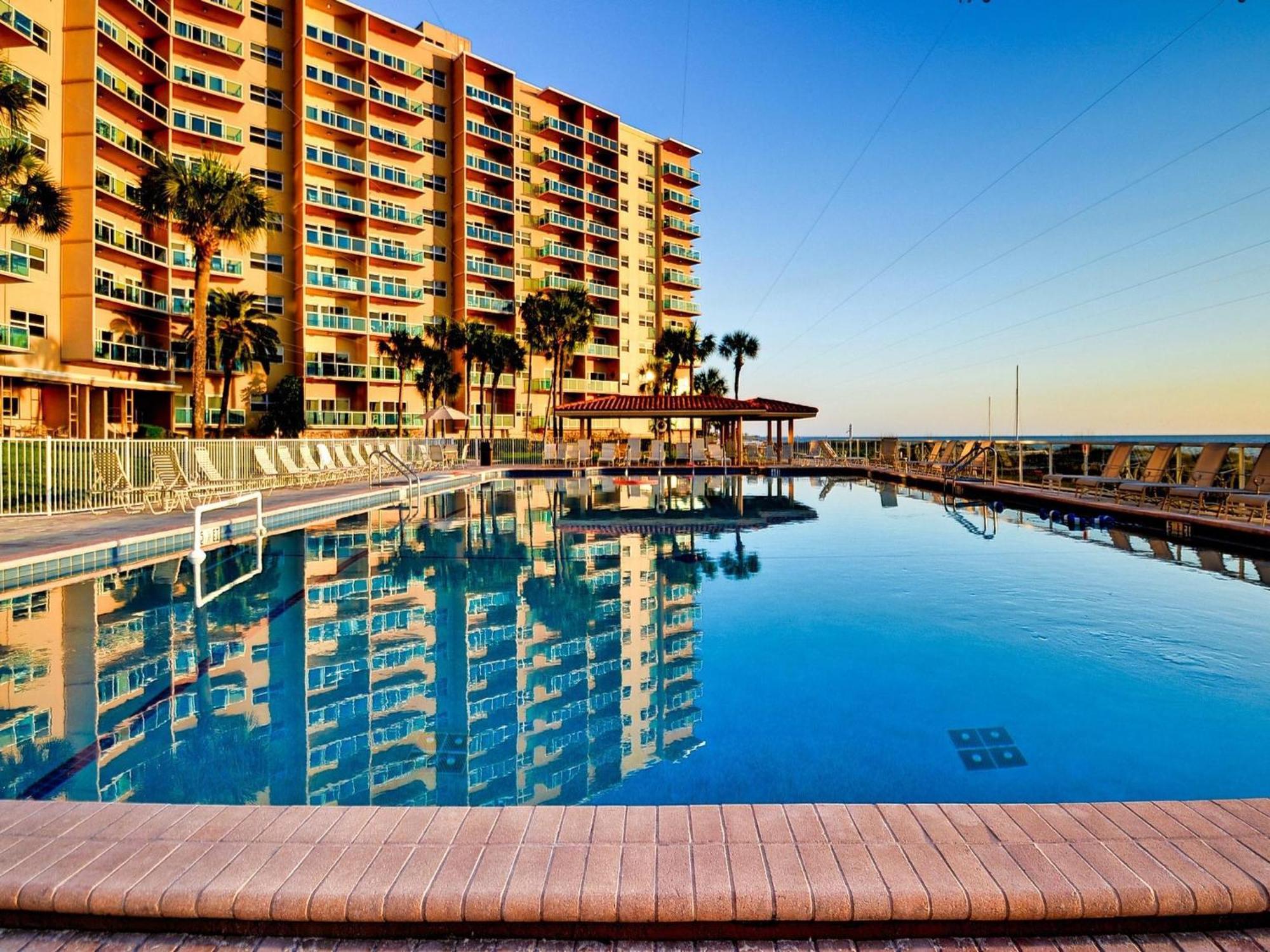 Regatta Club C1009 2373 Apartment *