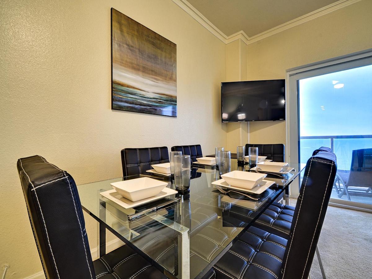 Regatta Club C1009 2373 Apartment