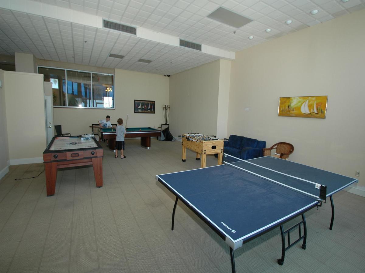 Regatta Club C1009 2373 Clearwater Beach