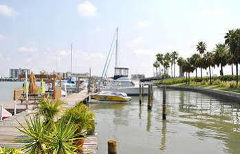 Barefoot Bay 2*
