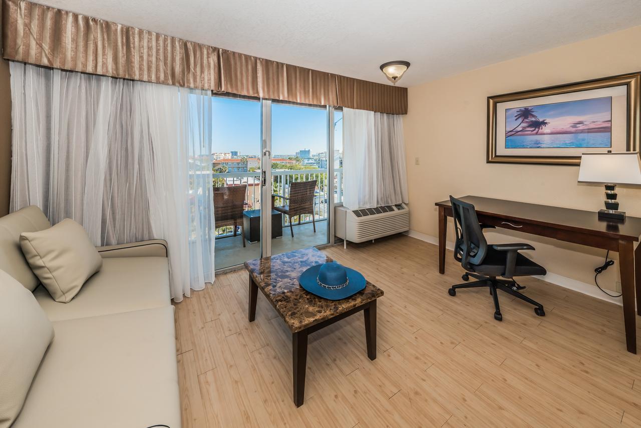 Dreamview Beachfront & Clearwater Beach