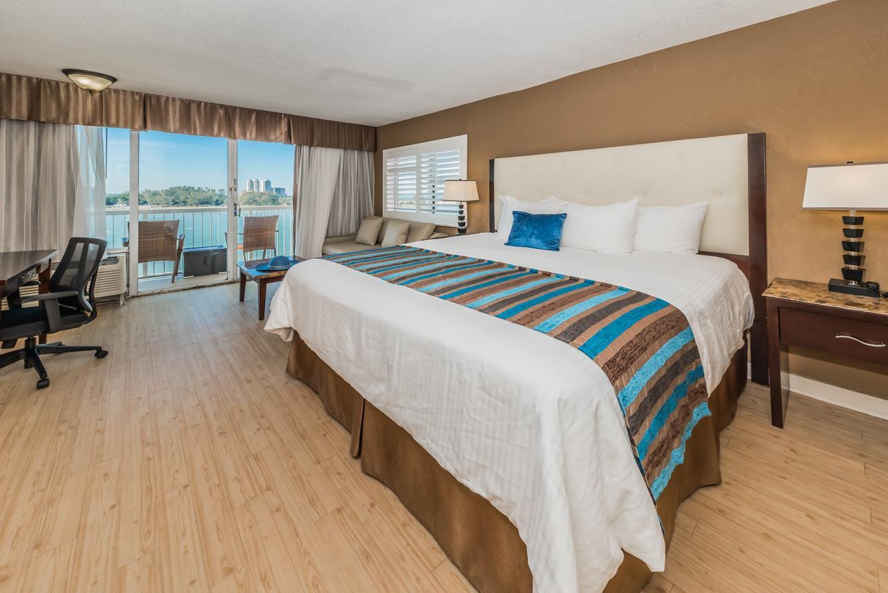 Dreamview Beachfront & Clearwater Beach