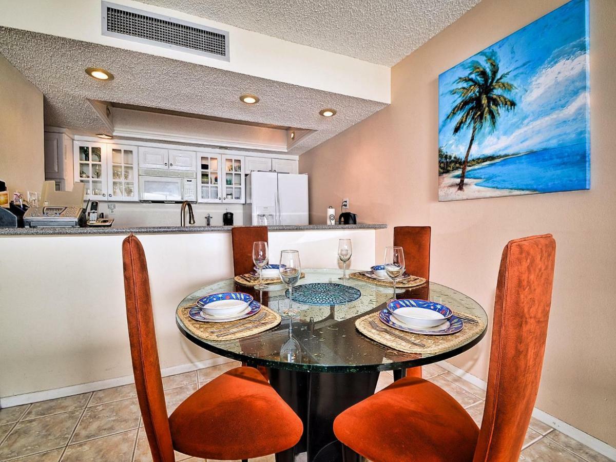 Apartment 440 West 1508s Walk To The 555 Clearwater Beach