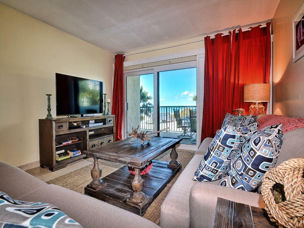 Mont Martre 216 Beachfront 2 Bedroom 2 Bath At Mont Martre 23117 Clearwater Beach