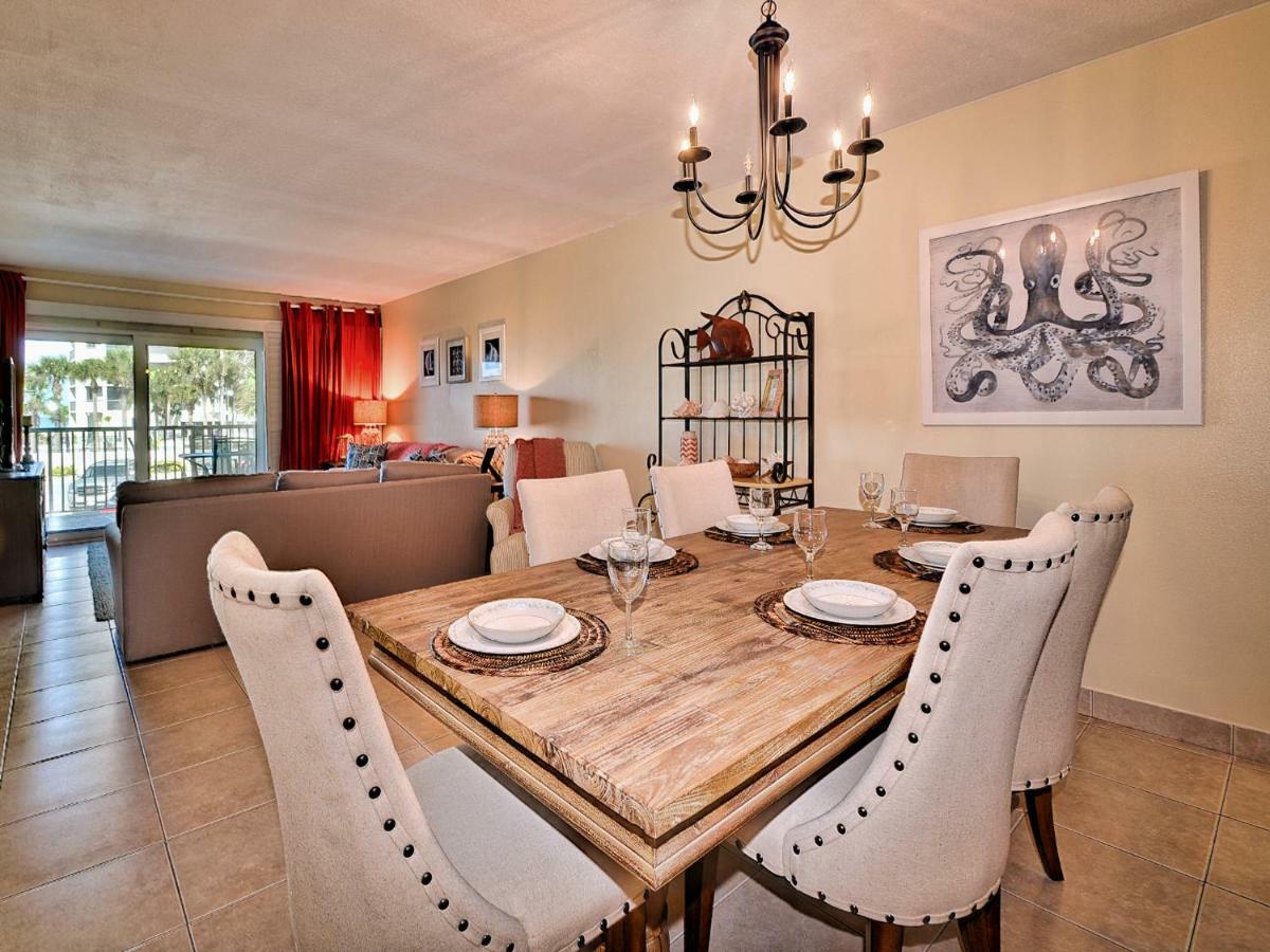 Mont Martre 216 Beachfront 2 Bedroom 2 Bath At Mont Martre 23117 Apartment *