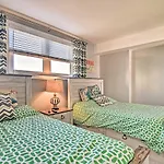 Bayfront Clearwater Beach Condo With Pool Access!