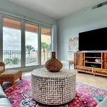 Harborview Grande 207