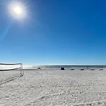 Beach Cottage 1208