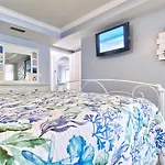 Barefoot Beach Resort E102