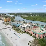Beach Cottages 1504