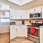 Beach Palms 404