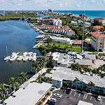 Barefoot Beach Resort F104