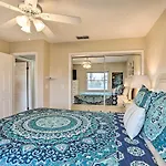Sea La Vie Sunny Indian Rocks Beach Condo!