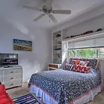 Beachfront Indian Rocks Escape With Ocean View Deck!