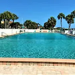 Comfy Coastal Beach Vacation