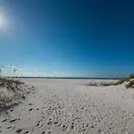 Gorgeous Getaway