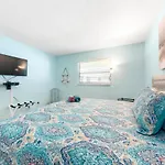 Beach Villa A