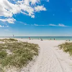 Beach Retreat At Bvg