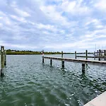 Tiki Blue Crab Cabana Beach Condo In Paradise