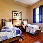 Luxury 5 Star Condominium Water Front 3 Beds 2 Bath Pool Hot-Tub Beach And City Views