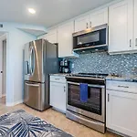 Beachfront Aldea 11
