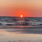 Pelican Beach Studio 7
