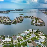 Waterfront Luxury W/ Heated Salt Pool & Golf Cart